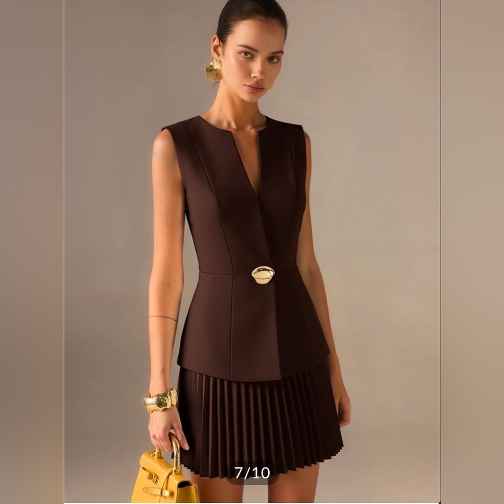NWOT Commense Sleeveless Metal Detail Pleated Mini Dress, Large